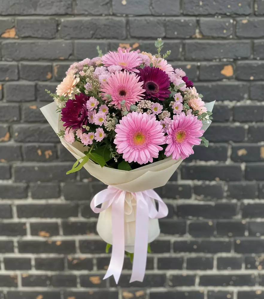 Букет цветов из: Герберы и Хризантемы в Столбище