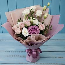 Букет цветов из:  Розы и Лизиантусы в Столбище