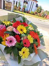 Букет цветов из:  Герберы #REPLACE_PRED# Столбище
