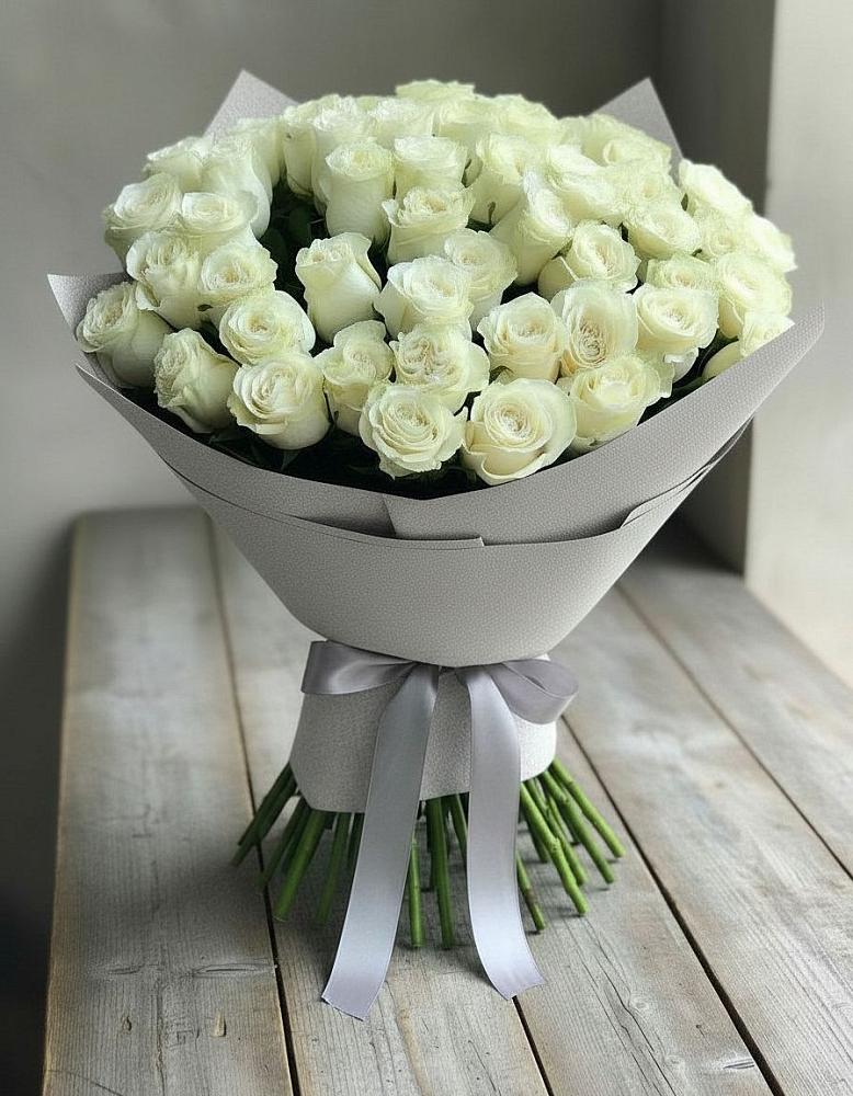 Букет 35 Белых роз в Столбище