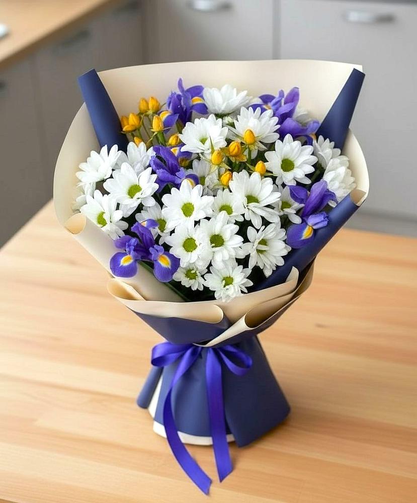 Букет цветов из: Розы, Ирисы и Хризантемы в Столбище