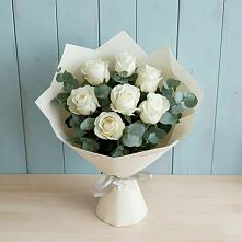 Букет Белые розы в Эвкалипте в Столбище