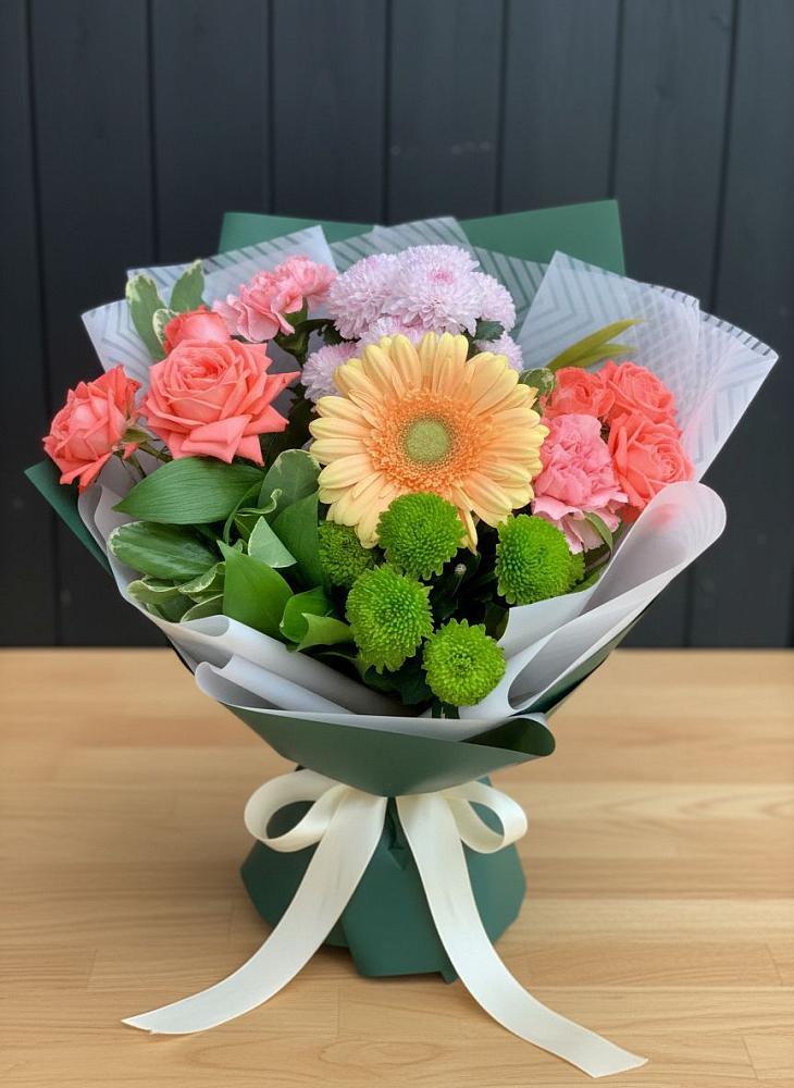 Букет цветов из: Гвоздики, Розы, Герберы и Хризантемы в Столбище