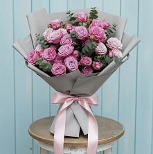 Букет цветов из:  Розы в Столбище
